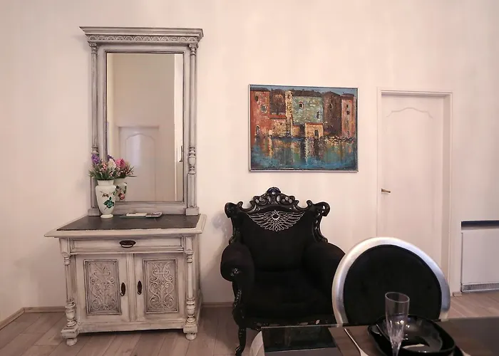Papalic Palace