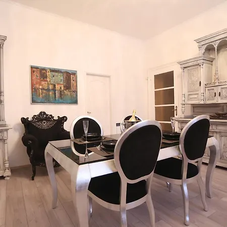 Papalic Palace * Spalato