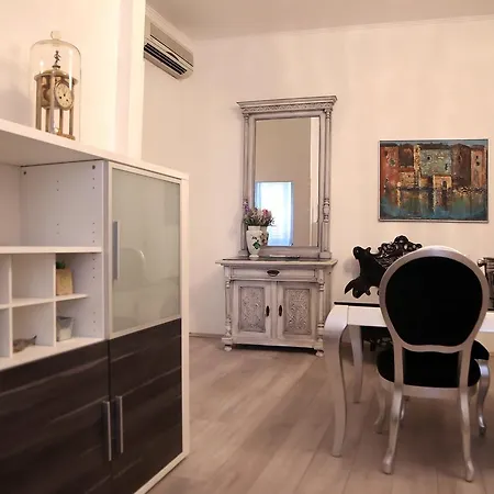 Appartement Papalic Palace