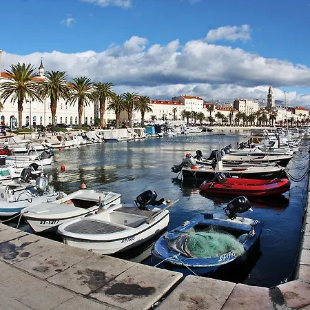 Papalic Palace * Split